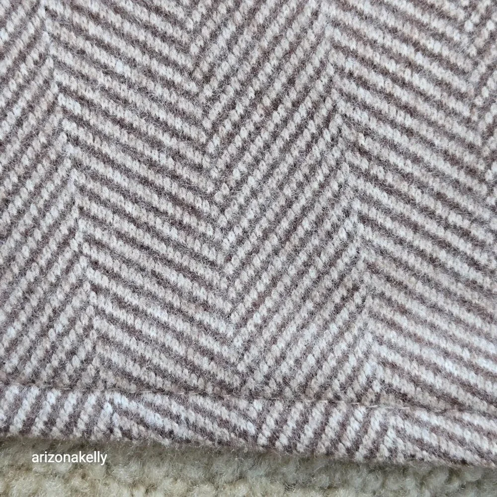 NWOT Tan Wool Herringbone Tailored/Structured Scarf Menswear Haberdashery